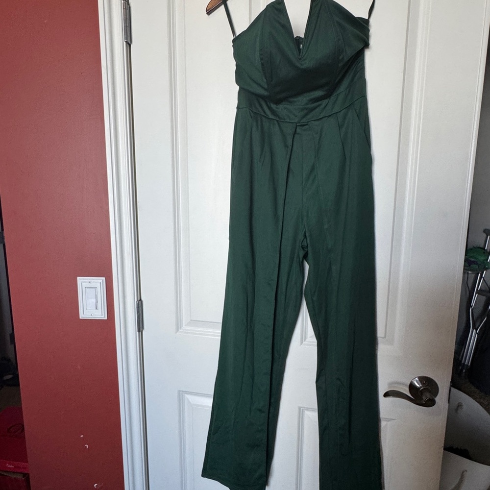Elegant Green Jumpsuit